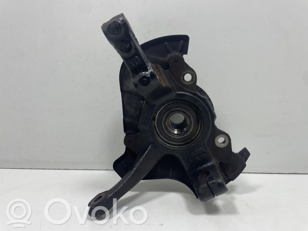 Front wheel hub spindle knuckle
