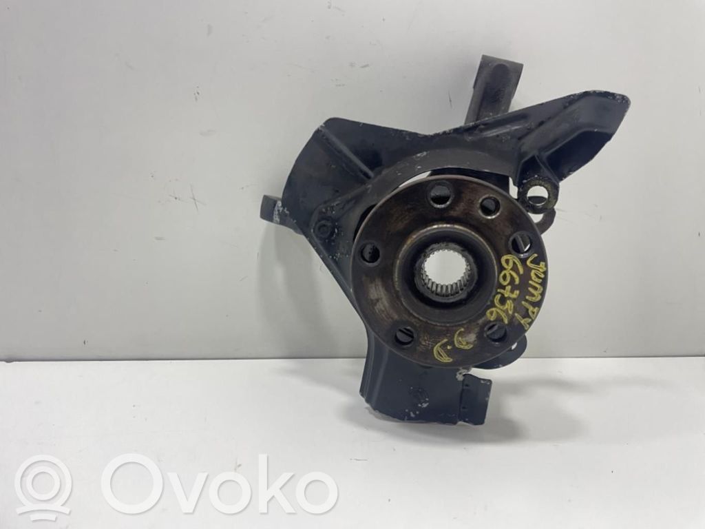 Front wheel hub spindle knuckle