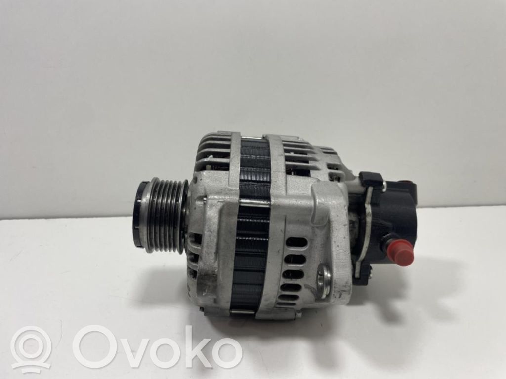 Opel Astra H Alternator 
