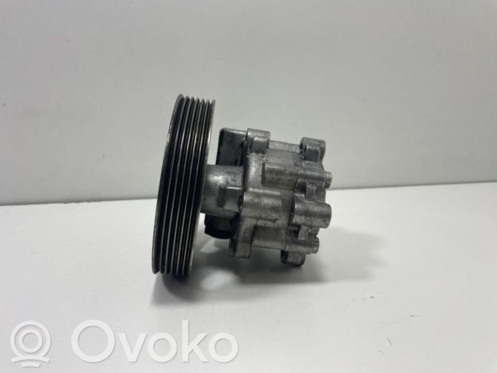 Suzuki Vitara (ET/TA) Ohjaustehostimen pumppu