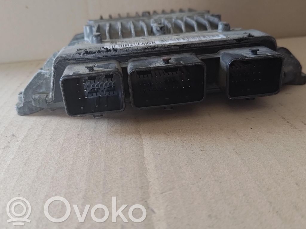 Engine control unit/module   1938TR,1938TR,5WS40146FT,SW9657544780