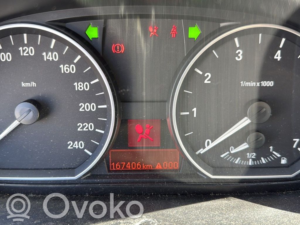 BMW 1 E81 E87 Geschwindigkeitsmesser Cockpit 