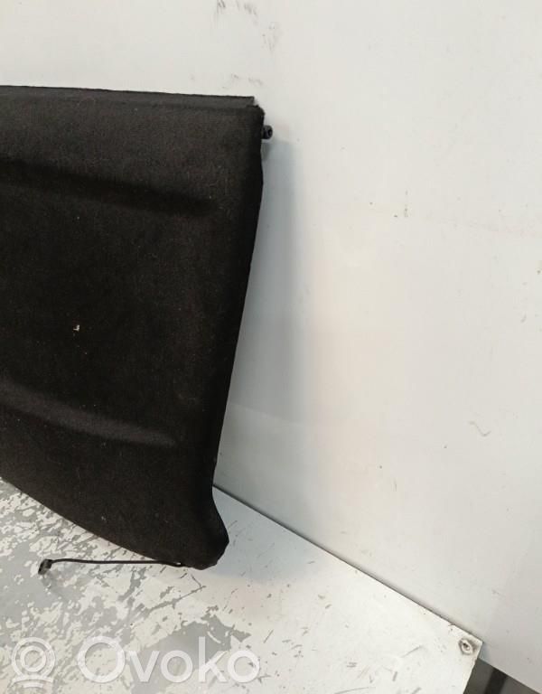 Parcel shelf