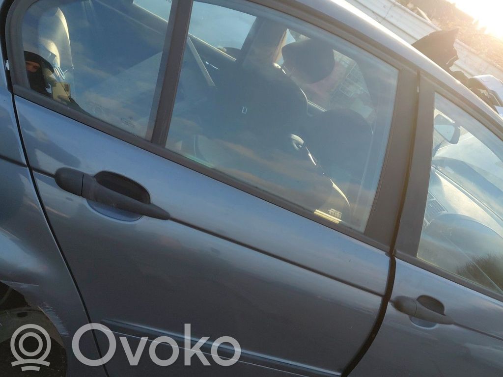 Takaovi   41527034154