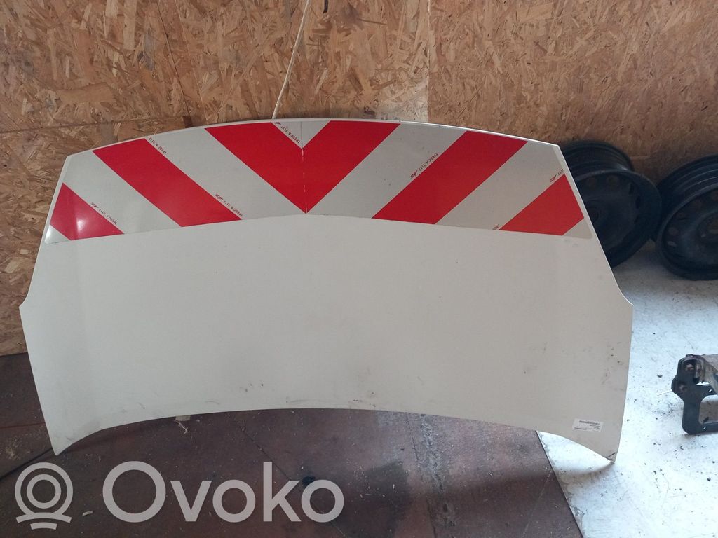 Citroen Berlingo Konepelti 