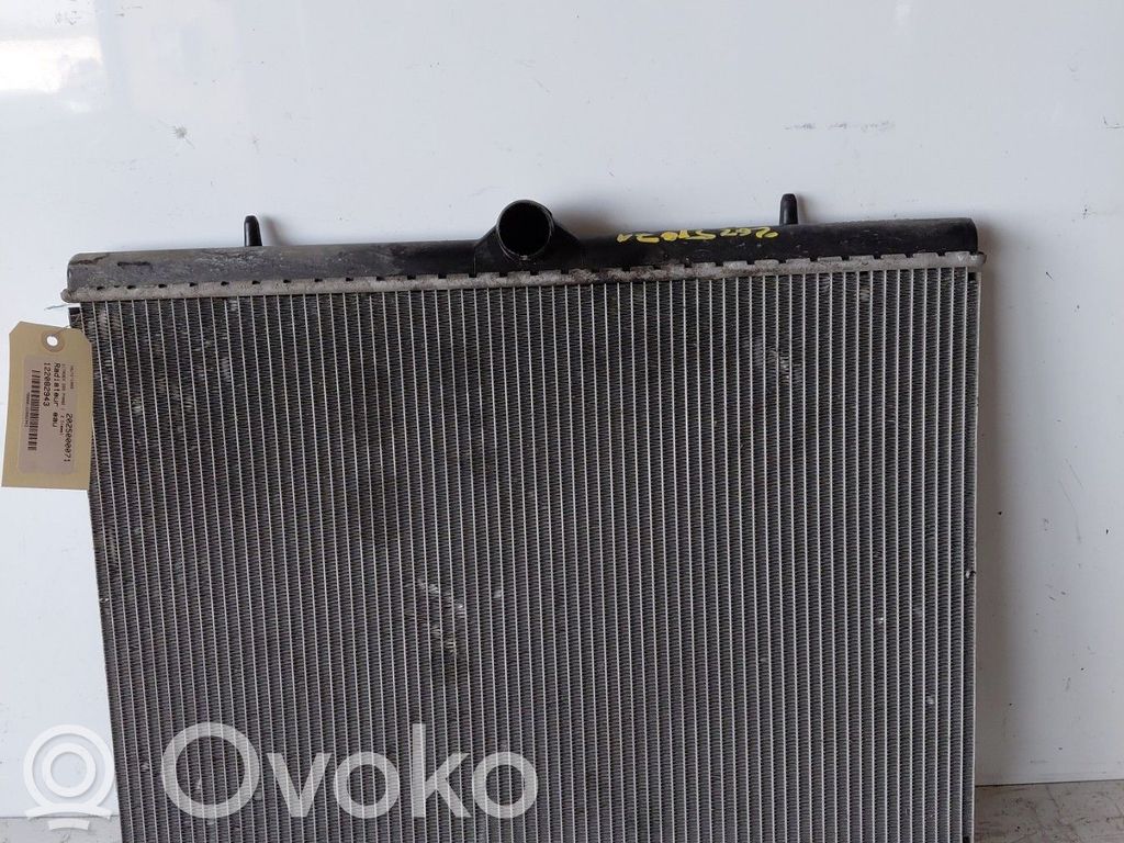 Citroen DS5 Coolant radiator 