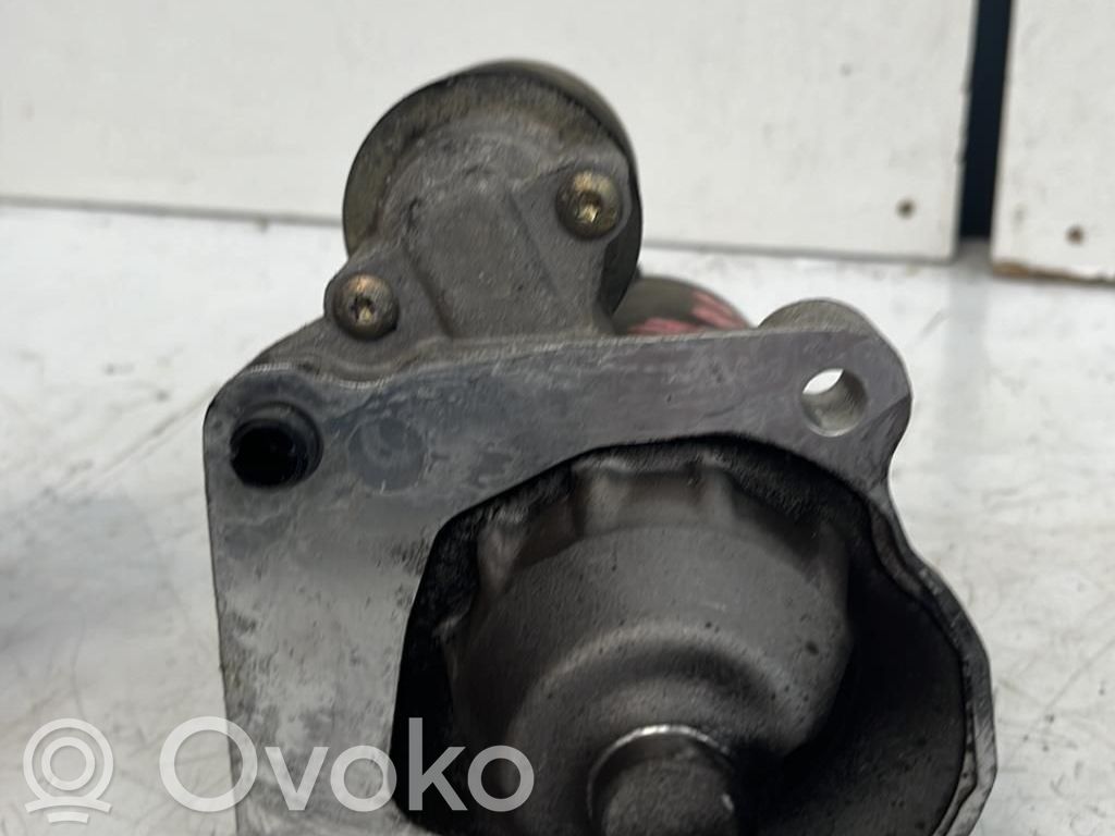 Starter motor   2109635