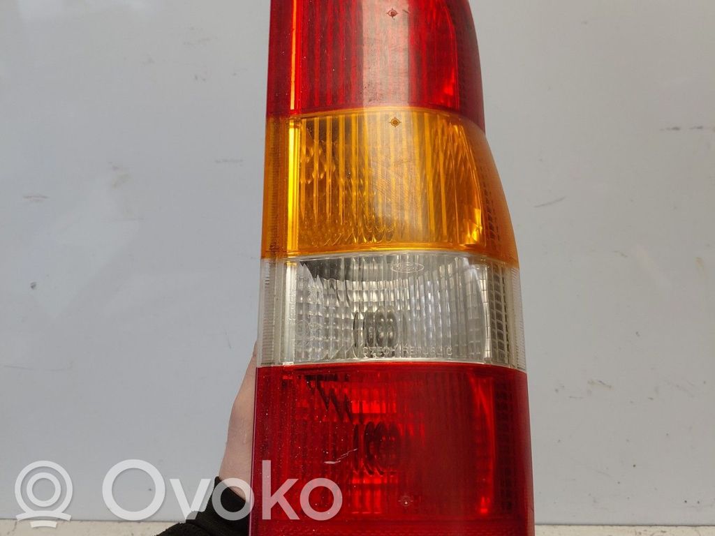 Ford Transit Galinis žibintas kėbule 