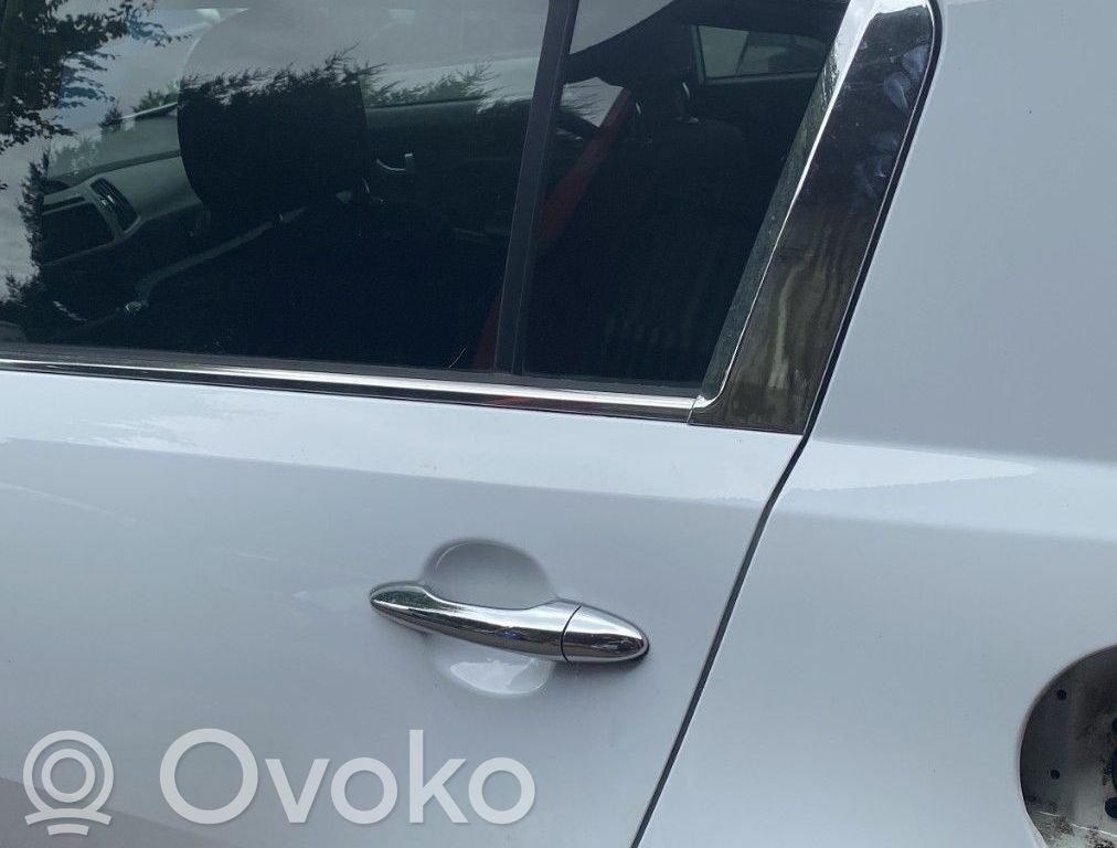 KIA Sportage Puerta trasera 