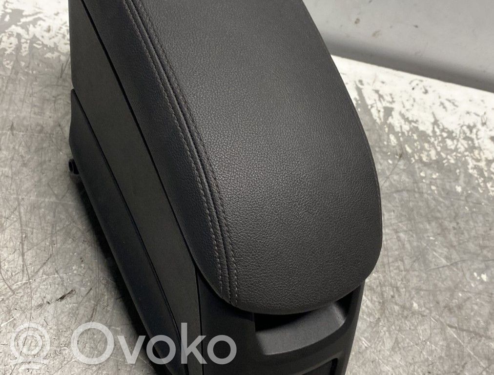 Opel Meriva B Reposabrazos 