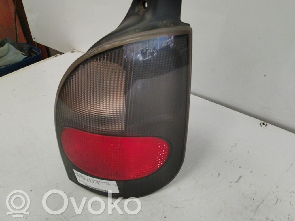 Renault Espace III Lampă spate în caroserie 