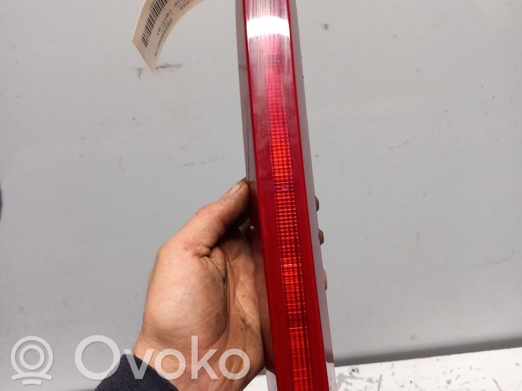 Renault Wind Third/center stoplight 