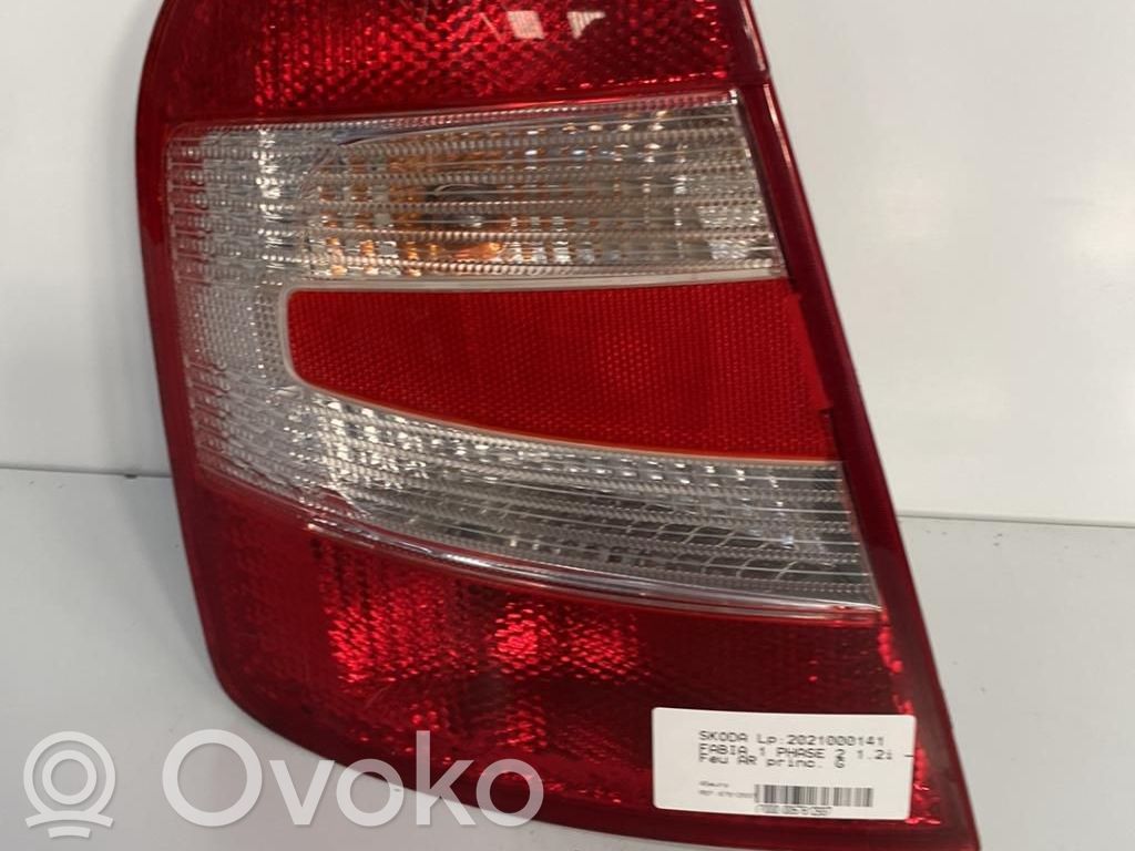 Skoda Fabia Mk1 (6Y) Lampă spate în caroserie 