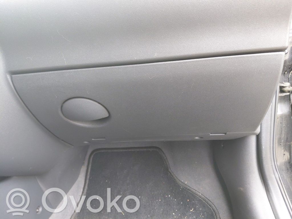 Opel Corsa C Juego guantera 