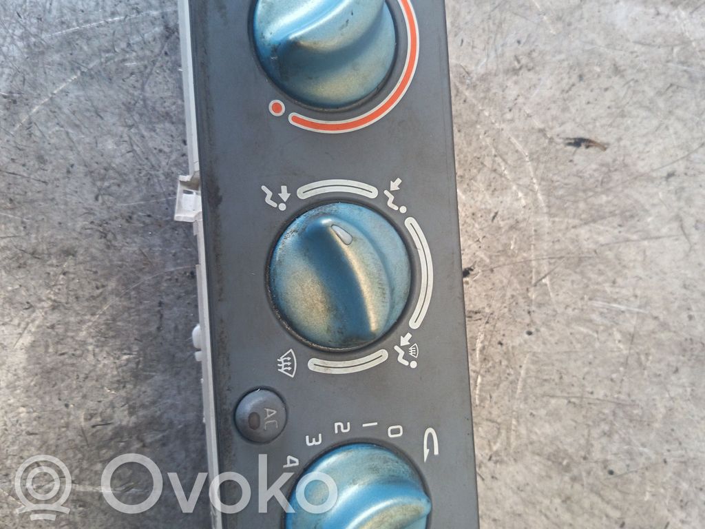 Renault Twingo I Climate control unit 