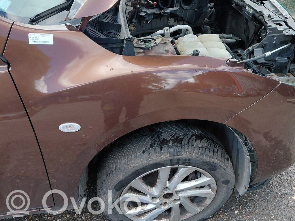 Mazda 3 II Kotflügel 