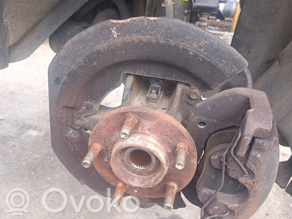 Mazda 3 II Achsschenkel vorne 