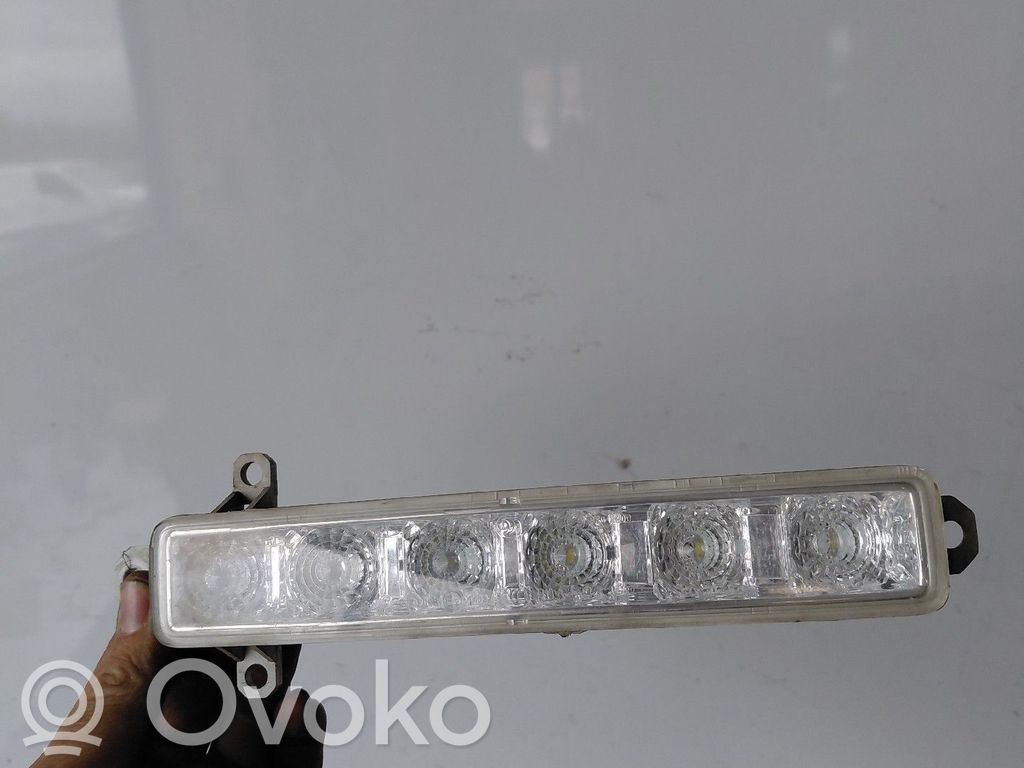 Citroen C3 Picasso Proiector lumini zi LED 