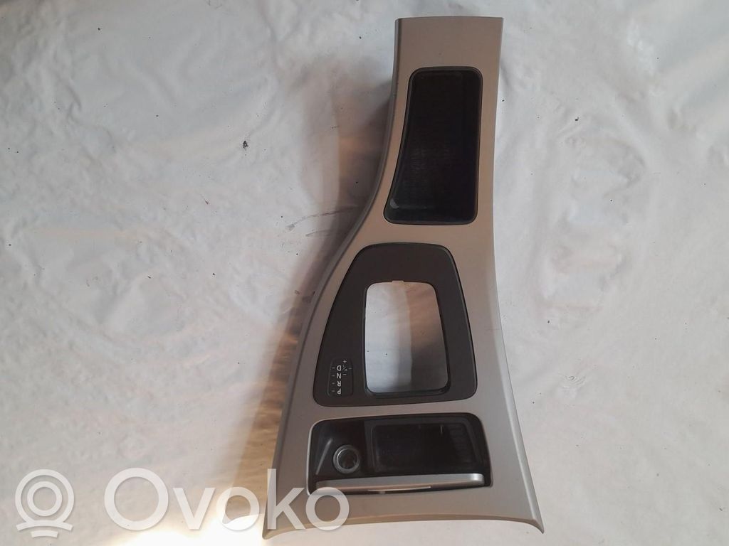 Centre console side trim front   715564603F