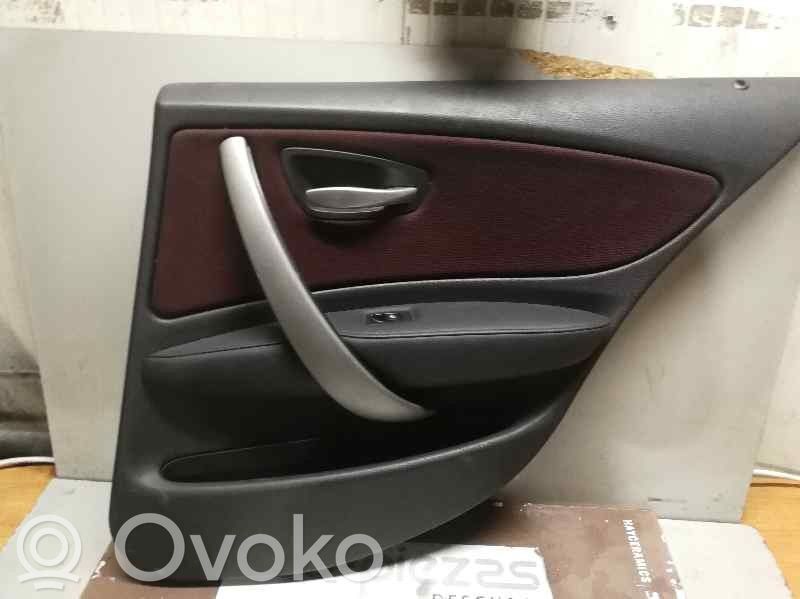 BMW 1 E81 E87 Apšuvums aizmugurējām durvīm 