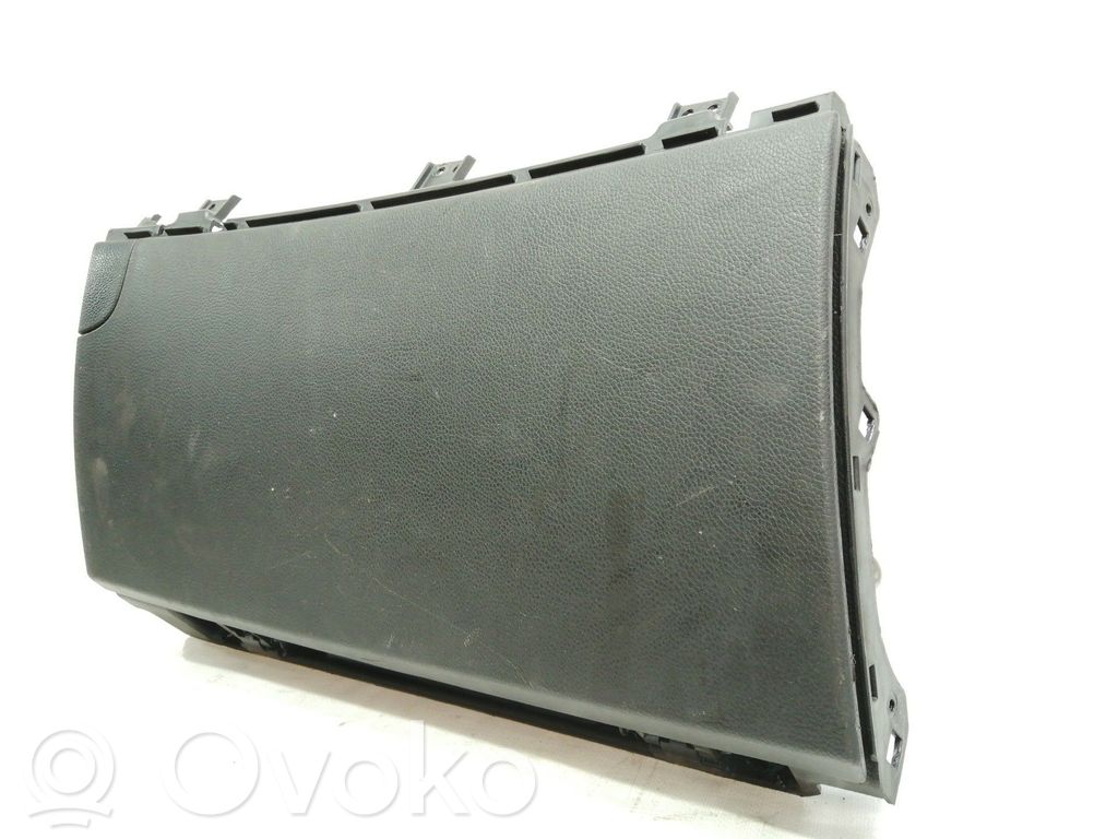 Guantera   84540A6000
