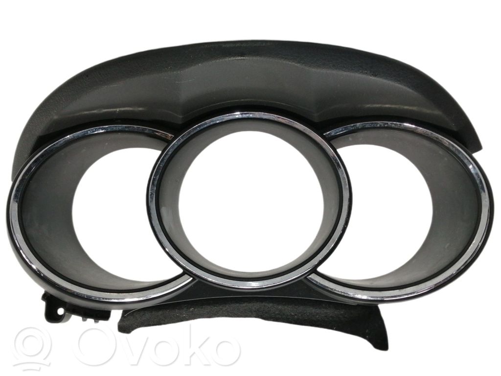 KIA Sorento Bottom trim 