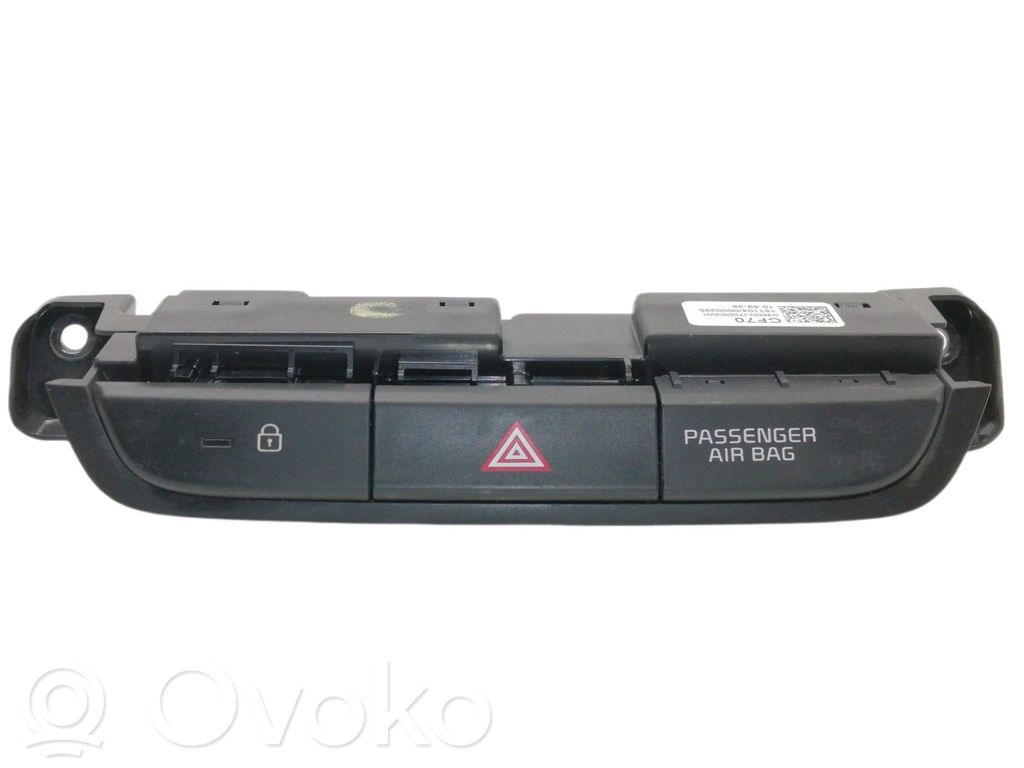 KIA Xceed Hazard light switch 