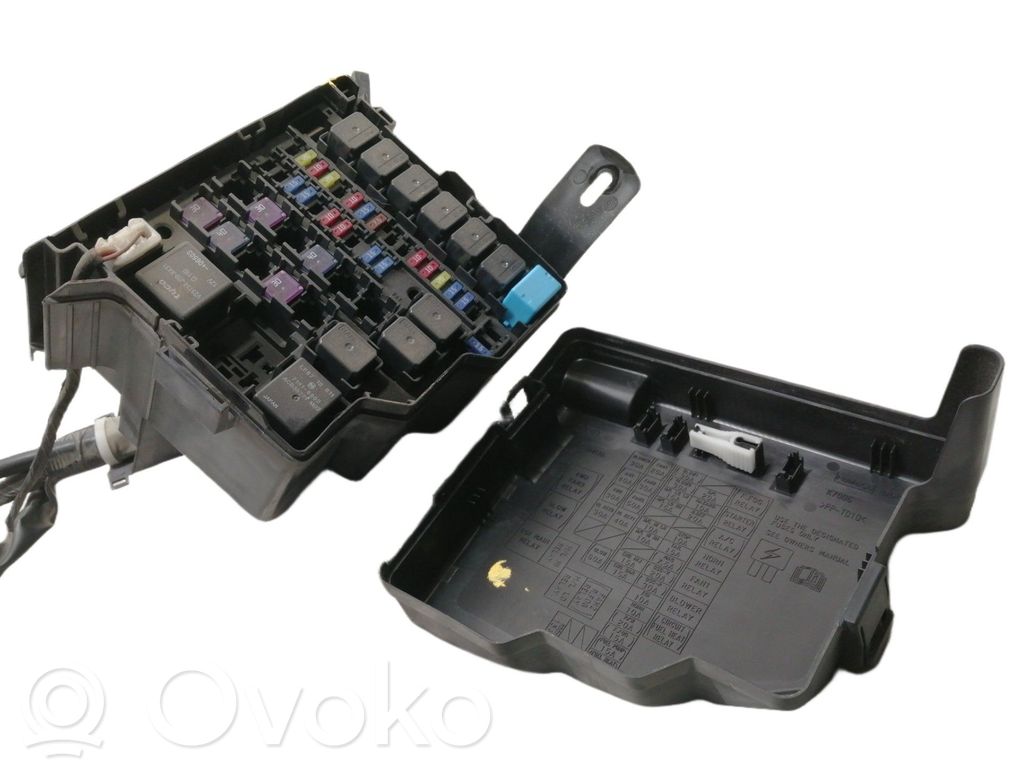 Mazda 2 BSM Control unit 