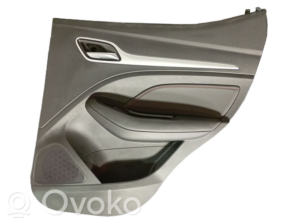 MG ZS Apšuvums aizmugurējām durvīm 