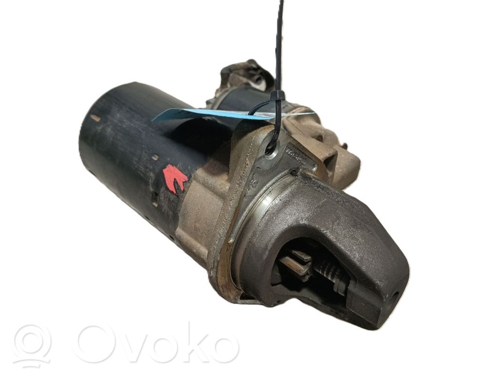 Opel Corsa C Rozrusznik 