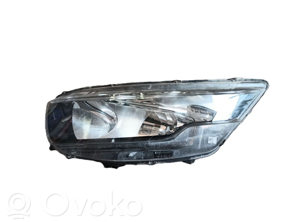Iveco Daily 6th gen Phare frontale 
