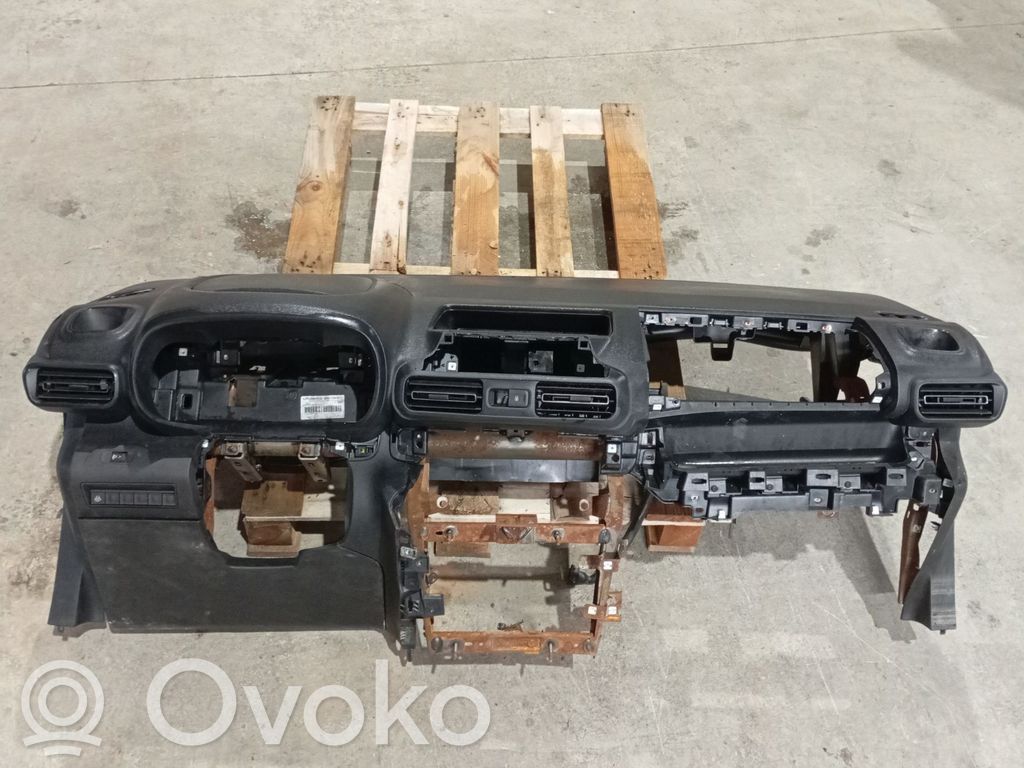 Citroen Berlingo Tableau de bord 