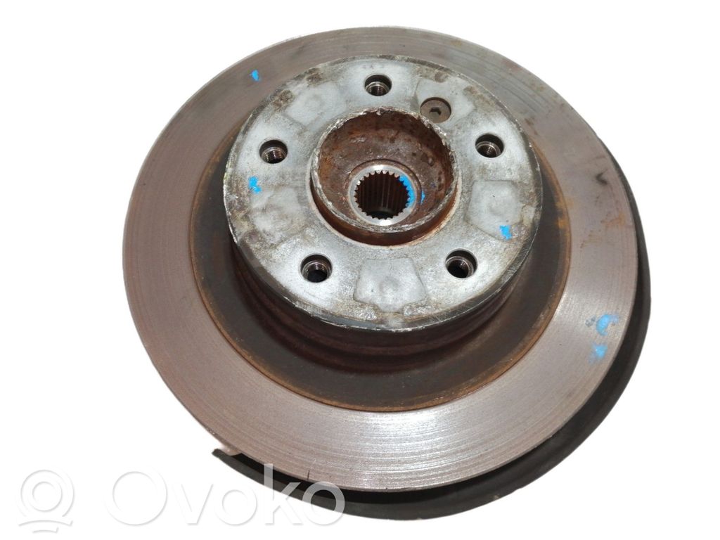 BMW 1 E81 E87 Rear wheel hub spindle/knuckle 