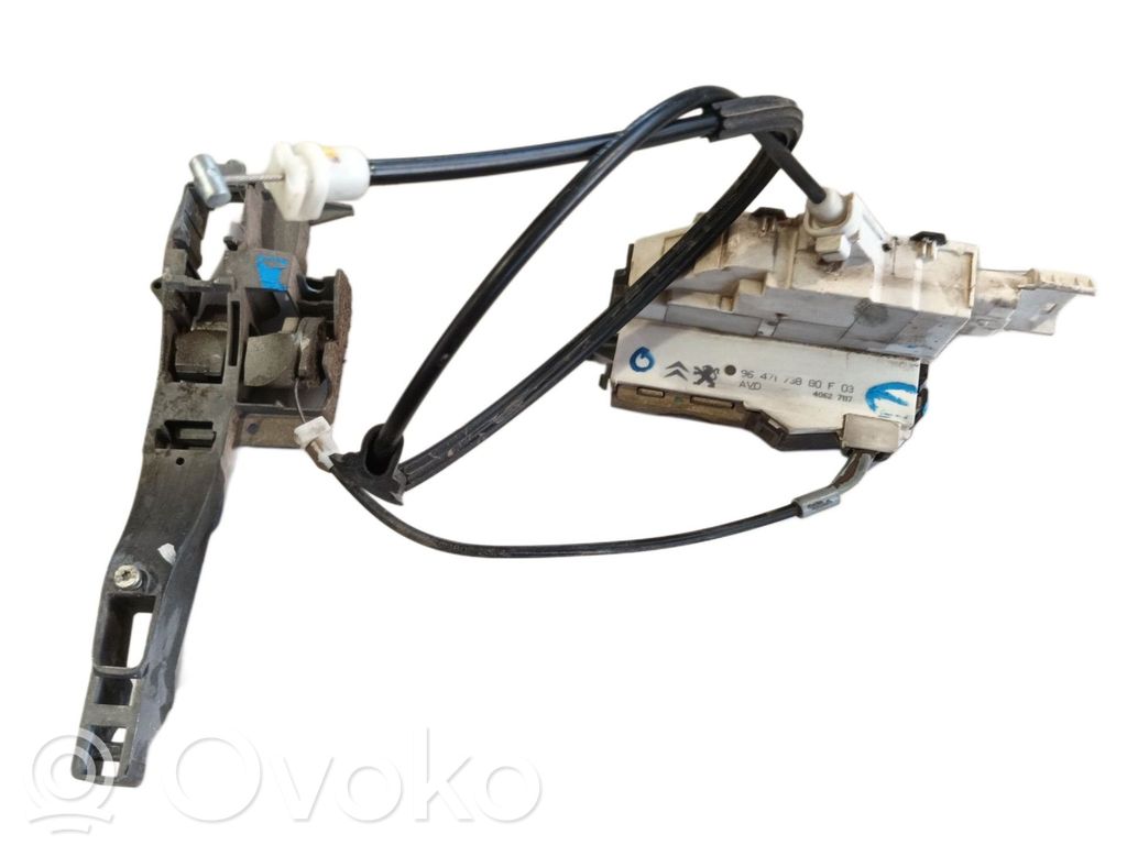 Citroen C4 I Picasso Etuoven lukko 