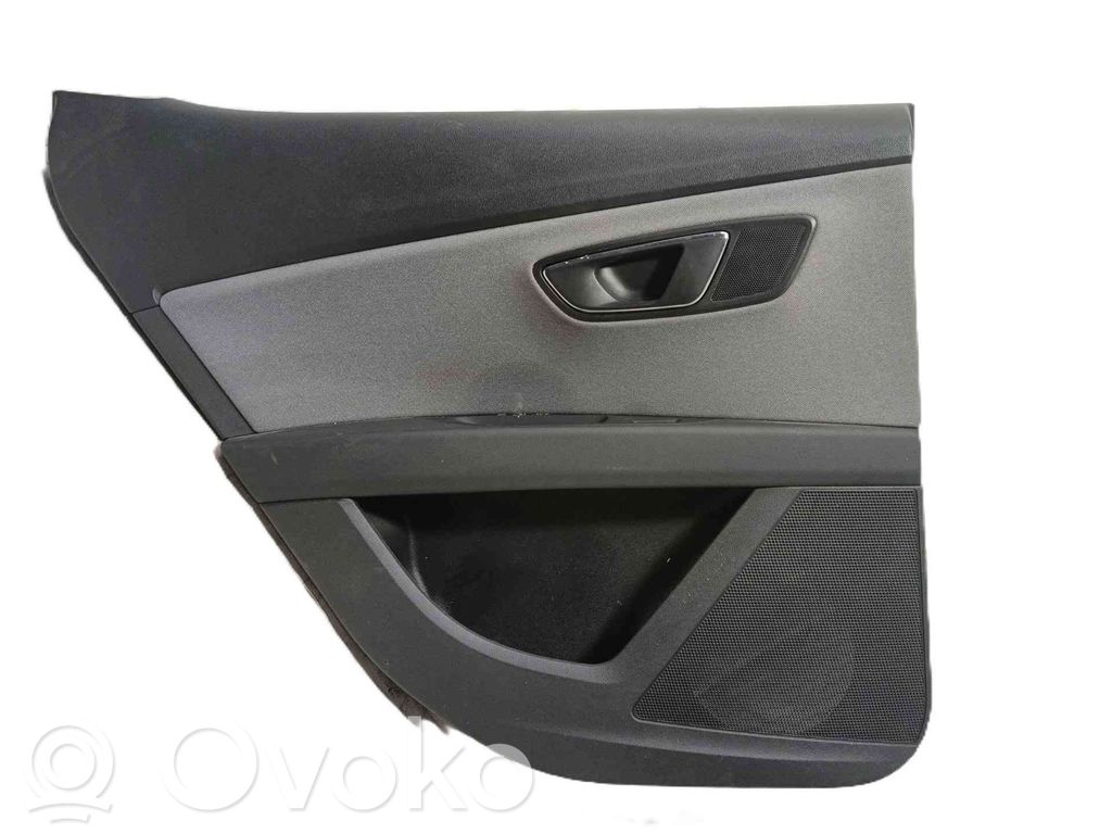 Seat Leon (5F) Moldura del tarjetero de la puerta trasera 