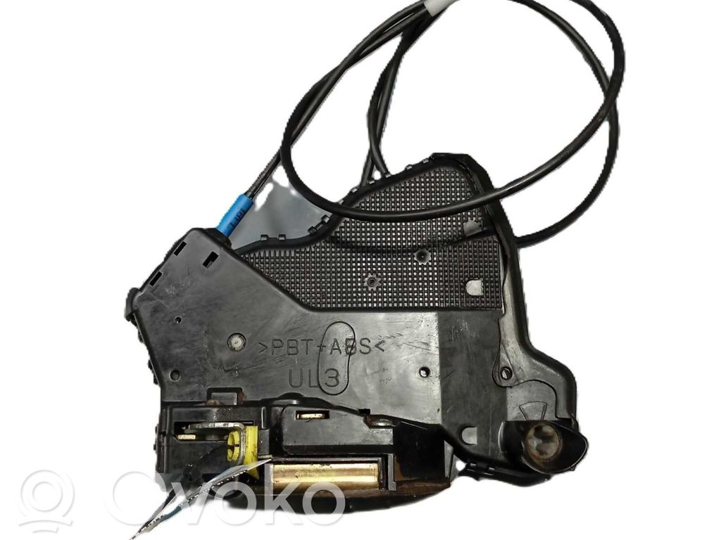 Toyota Avensis T250 Zamek drzwi przednich