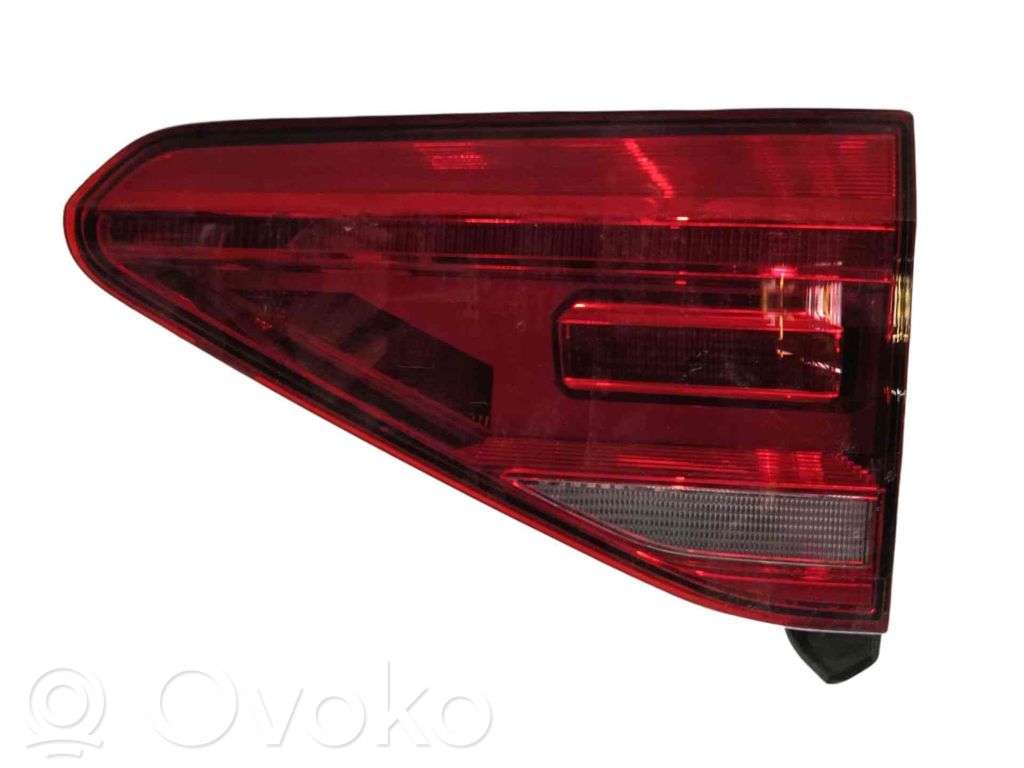 Volkswagen Touran III Luci posteriori del portellone del bagagliaio