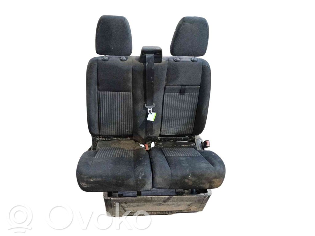 Asiento delantero del pasajero   1924005