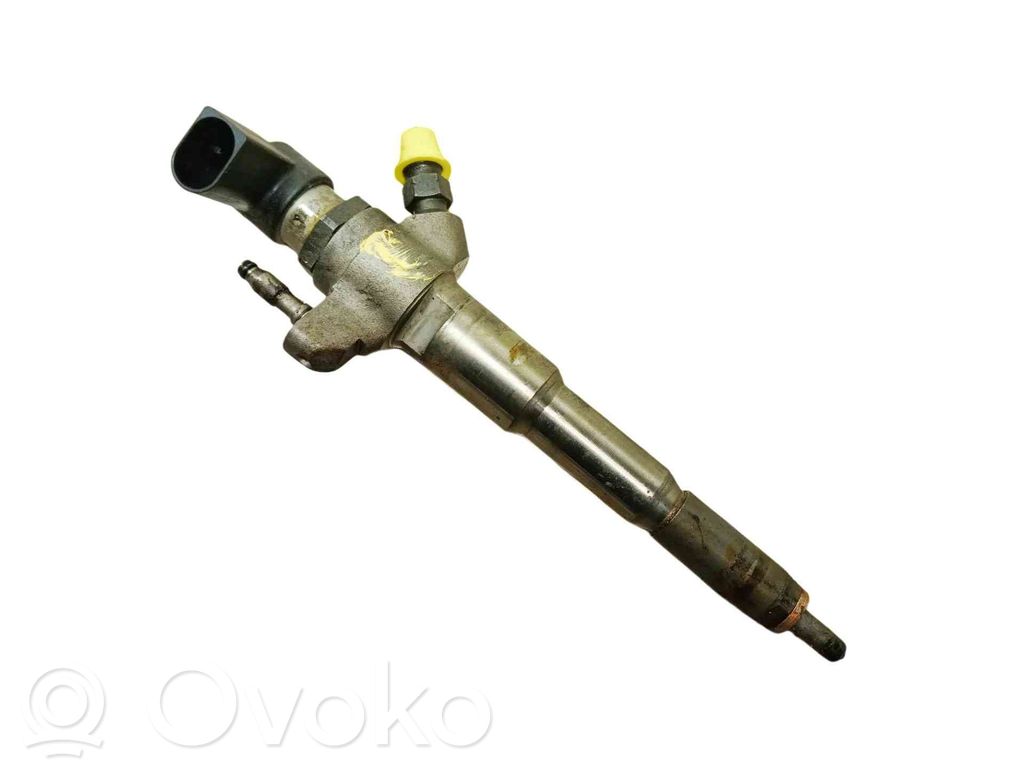 Inyector de combustible   166093282R,166000372R