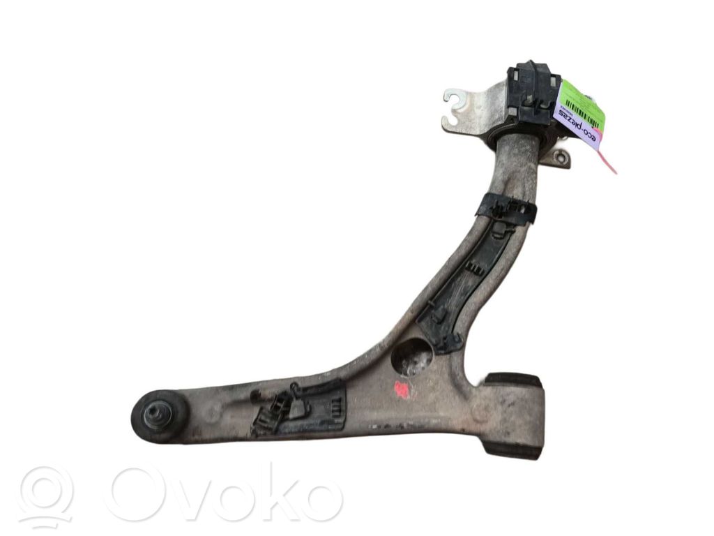 Mercedes-Benz GLA W156 X156 Braccio di controllo sospensione anteriore 