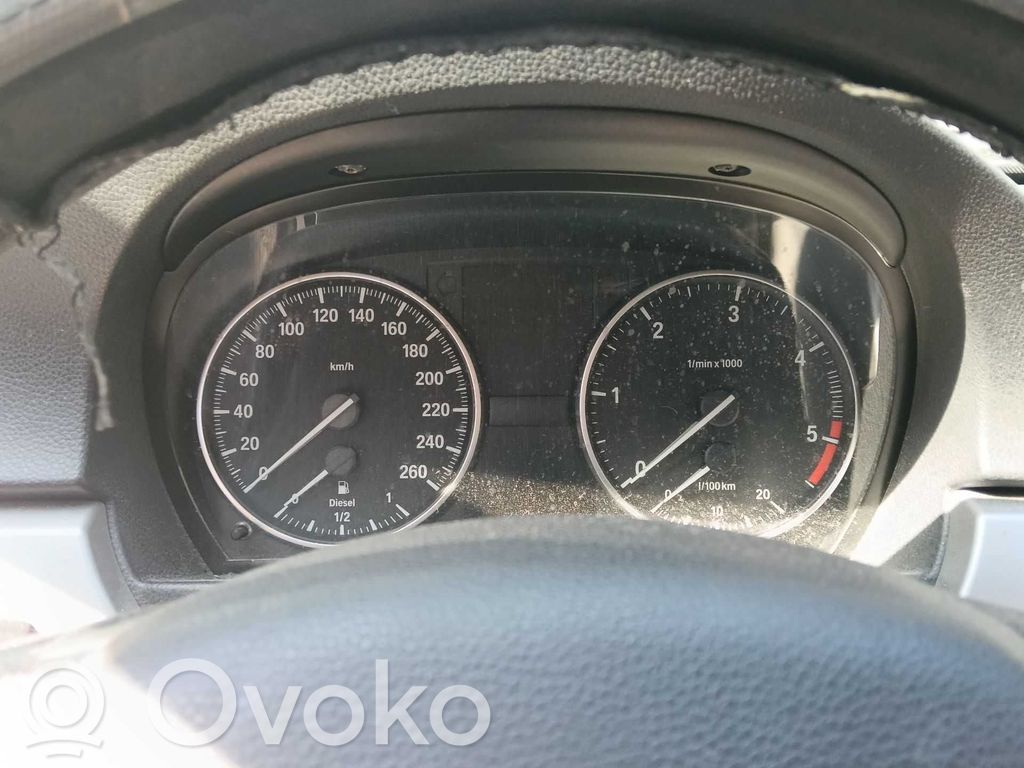 Compteur de vitesse tableau de bord   62109316127,102535085