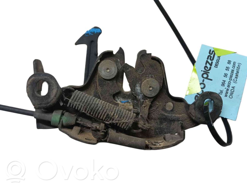 Nissan NV200 Tie down hook / loop