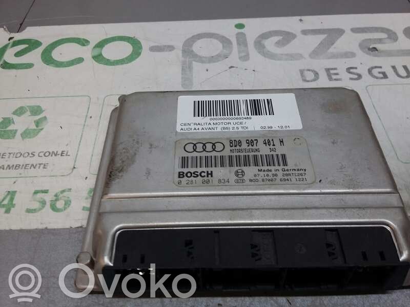 Unidad de control/módulo del motor   8D0907401H