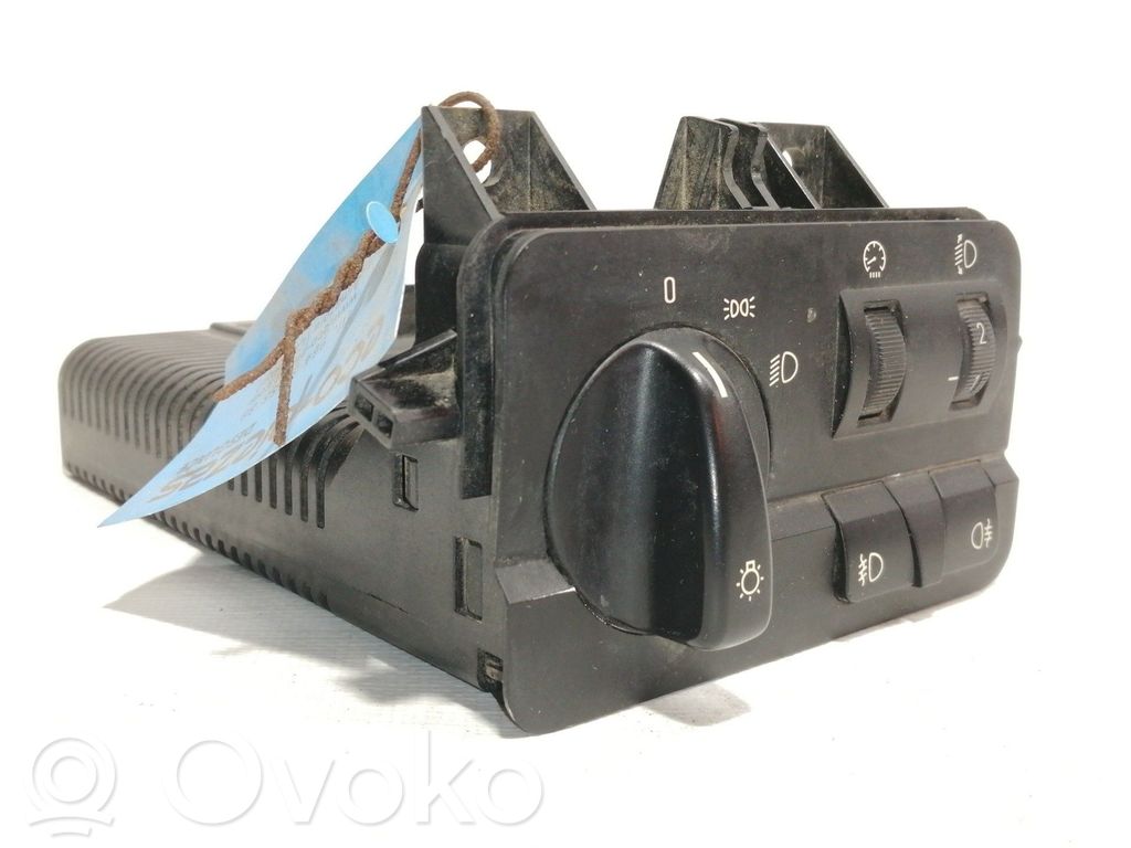 BMW 3 E36 Panelės apšvietimo reguliavimo jungtukas 