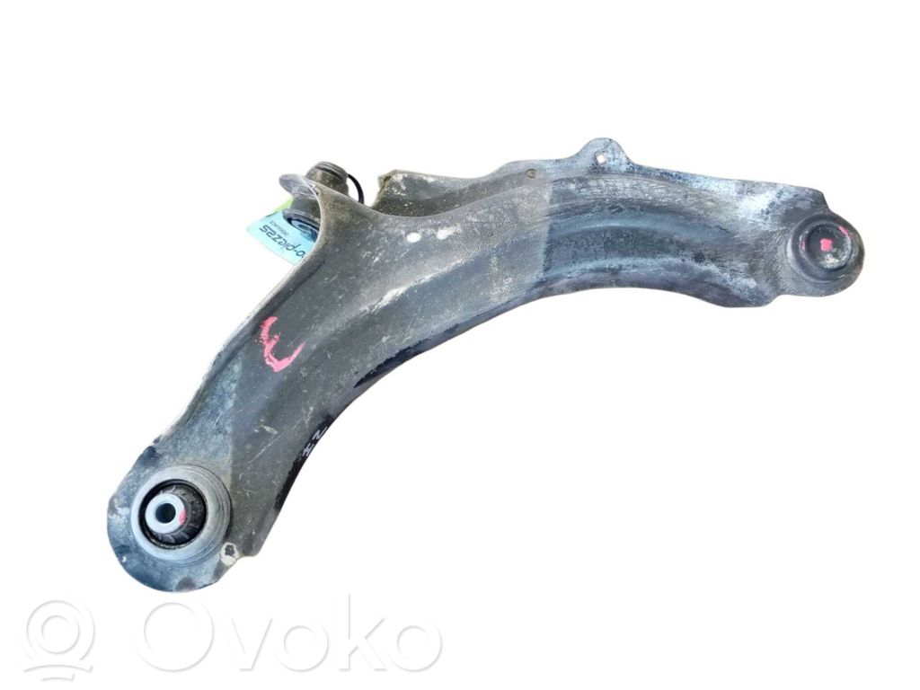 Brazo de suspensión delantero   545052737R