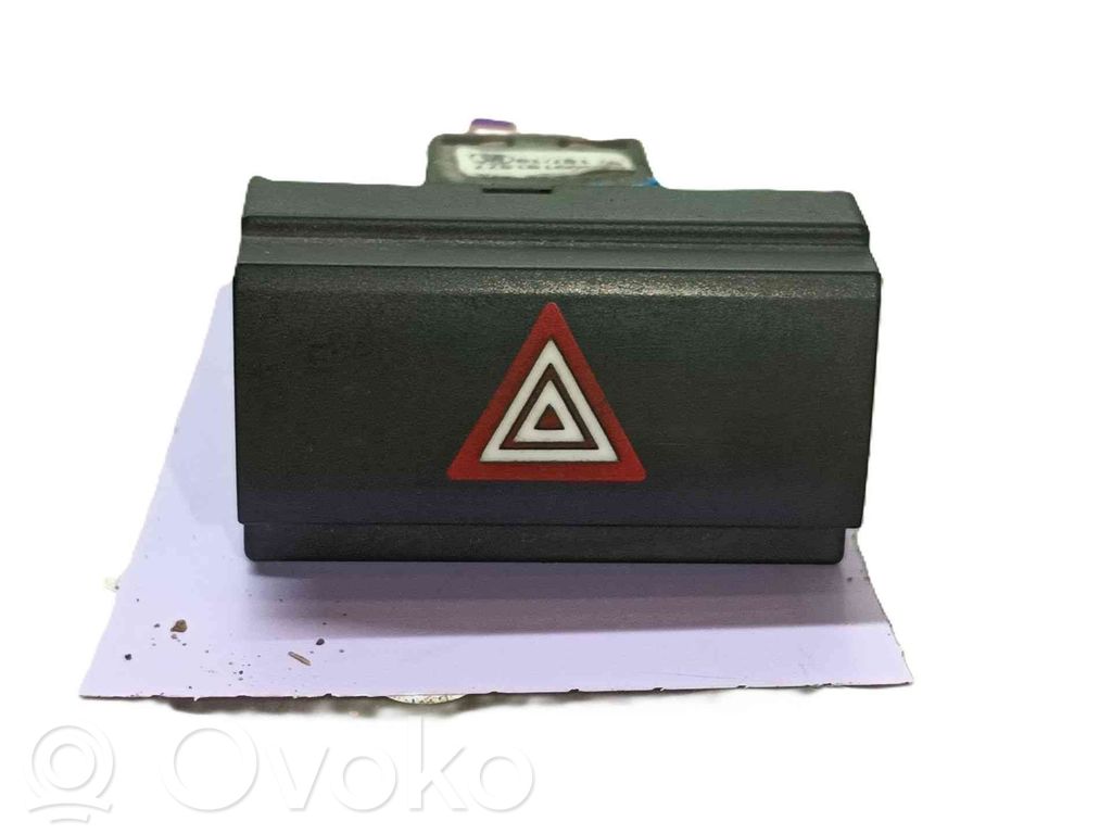 Peugeot Expert Interruttore luci di emergenza 