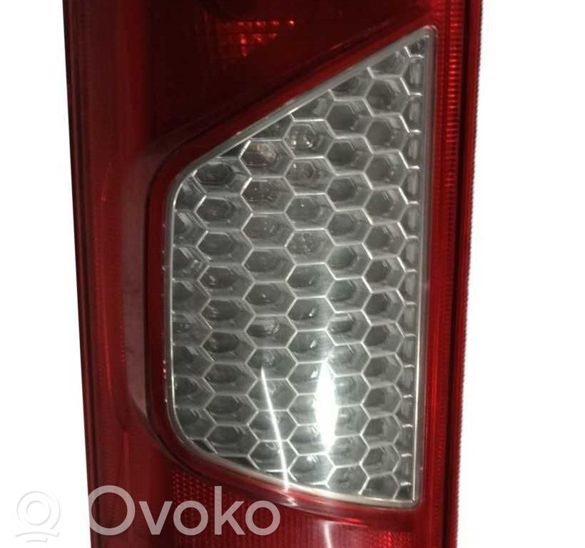 Ford Transit Lampă spate în caroserie 