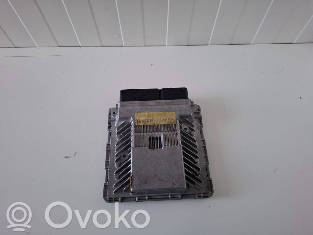 Audi Q5 SQ5 8R Engine control unit/module 