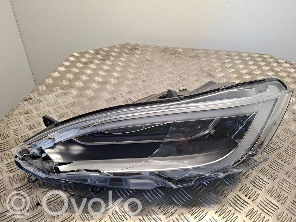 Headlight/headlamp   105357400E,00202038,02038170000