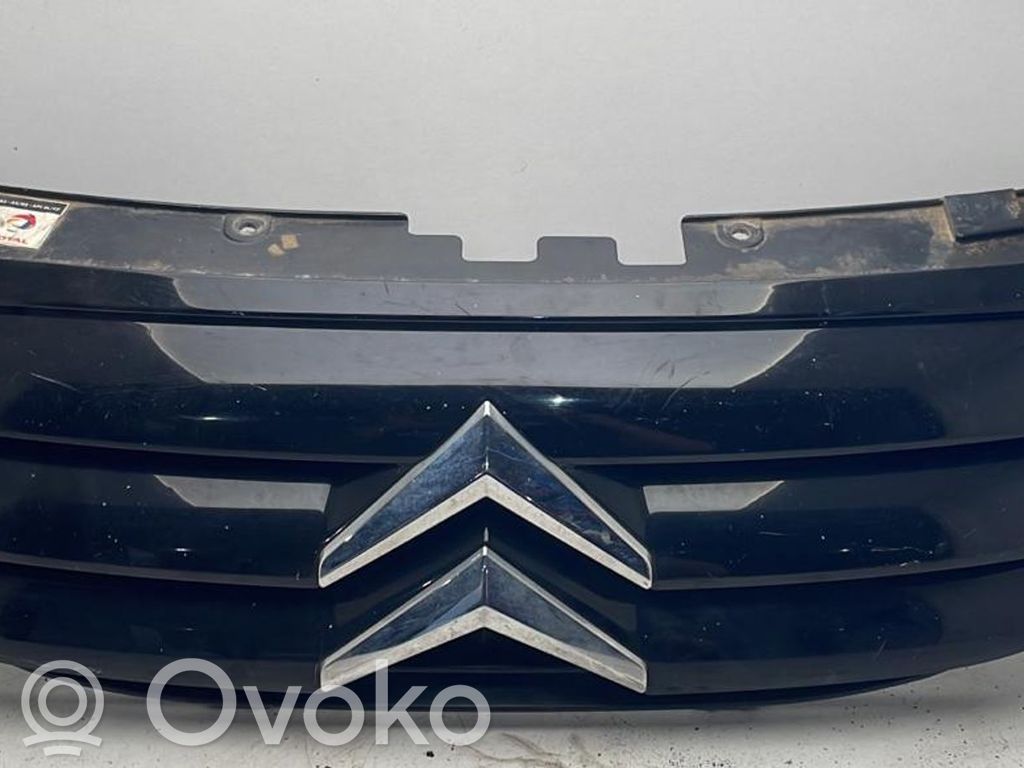 Parcel shelf